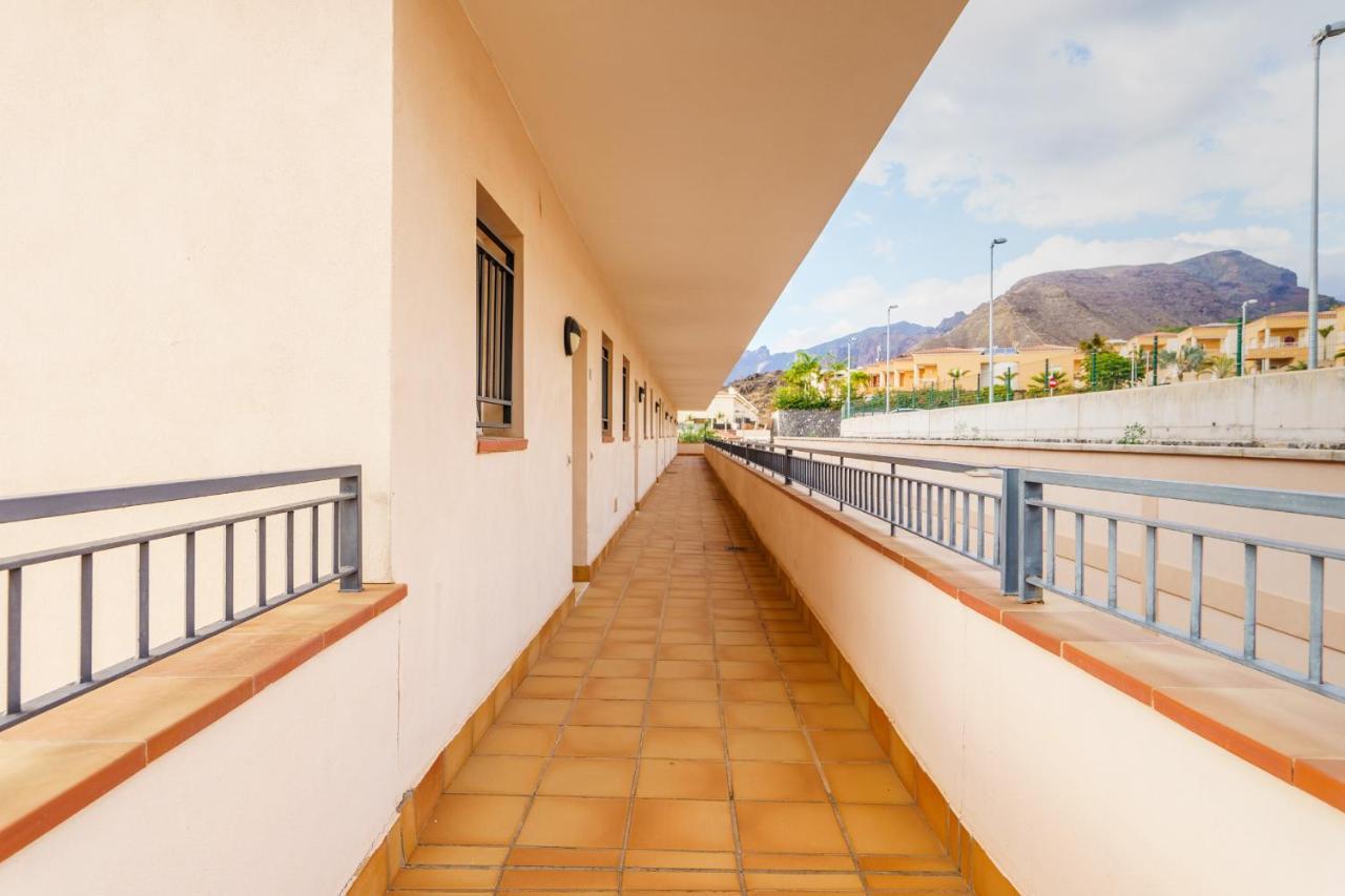 Апартаменты Santiago Seaview - Sun Terrace And Pool Пуэрто-де-Сантьяго Экстерьер фото